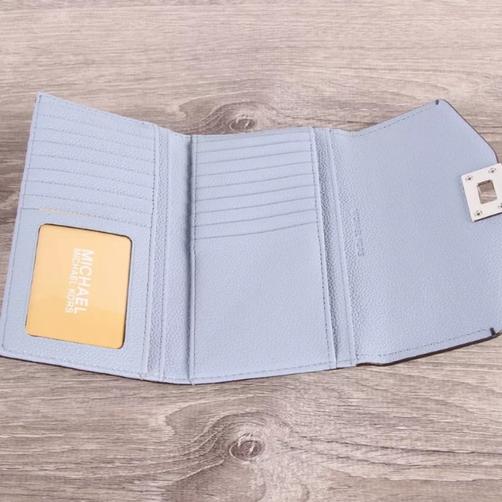 🔽 Michael Kors Large trifold Cassie wallet blue - Picture 6 of 6